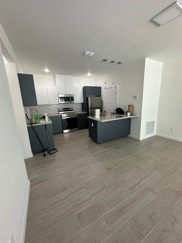 Building Photo - 901 E Yuma Ave Rental