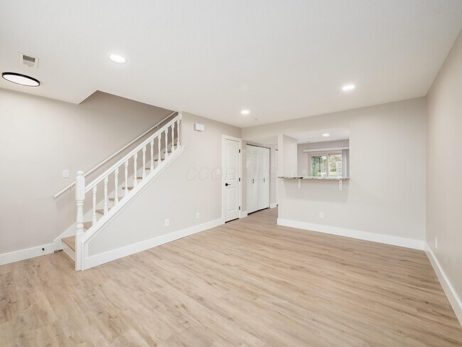 Photo - 629 Pebble Pl Dr Unidad C