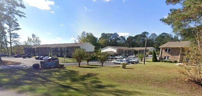 Photo - 611 Vanity Fair Ave