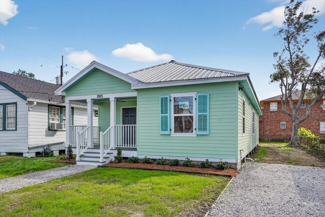 Photo - 2825 Cherry St