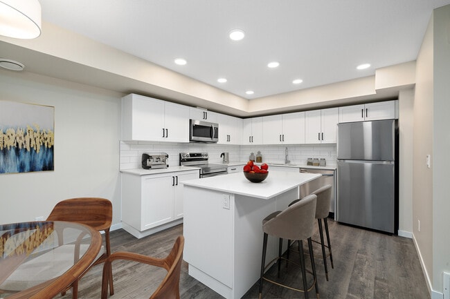 Photo - Garrison Green