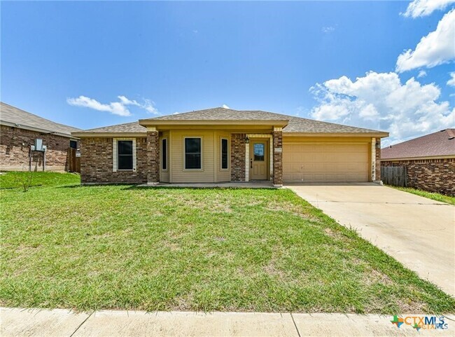 Building Photo - 2708 Alamocitos Creek Dr Rental