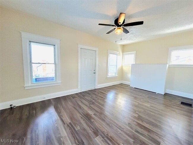 Photo - 2454 Cleveland Ave