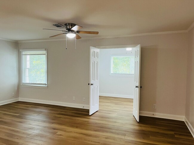 Photo - Wow! Newly renovated 2 bedroom 2 bathroom unit in Lithonia. Must see!