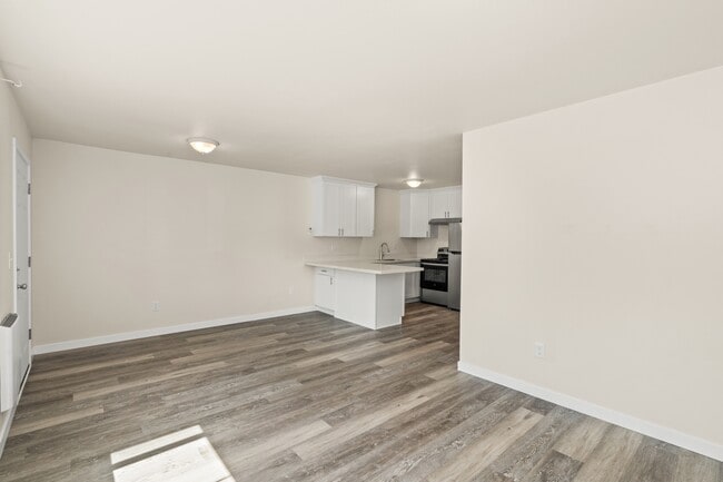 Photo - 522 W Cushing St