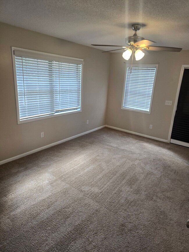 Photo - 763 Dunlevie Rd