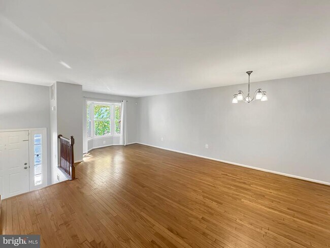 Photo - 38 Carriage House Cir