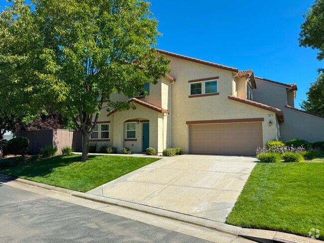 Building Photo - Pekin Court- Roseville Rental