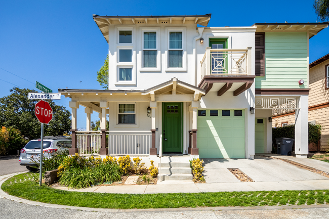 Photo - 202 Alexander Ct Townhome