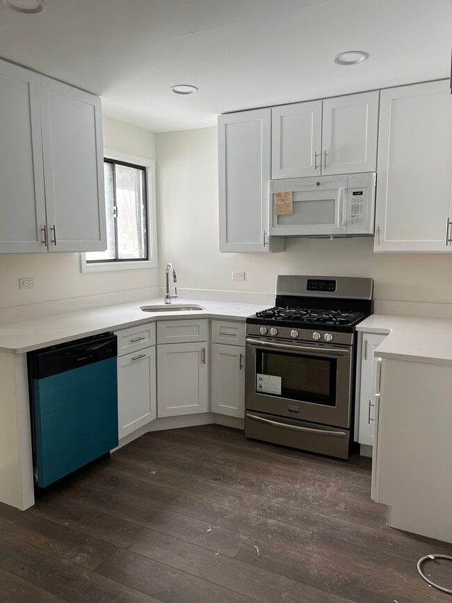 Photo - 435 Echo Ln Unit 1