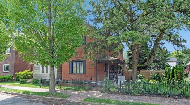 Building Photo - Columbus Hanford Rental