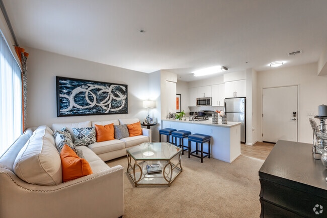 1BD, 1BA - 679SF - Living Room/Kitchen
