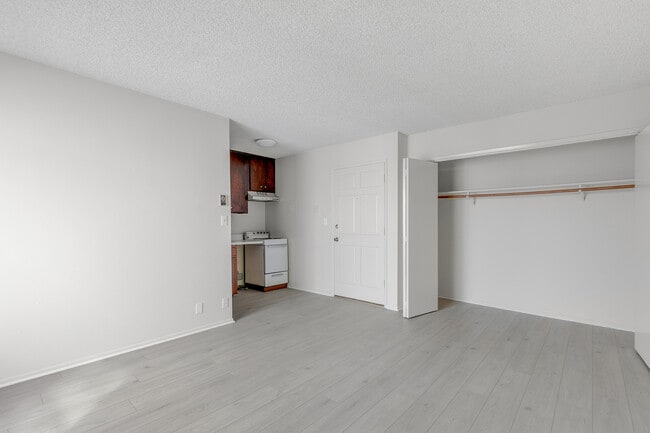 Photo - 1811 Parnell Ave Unit 10