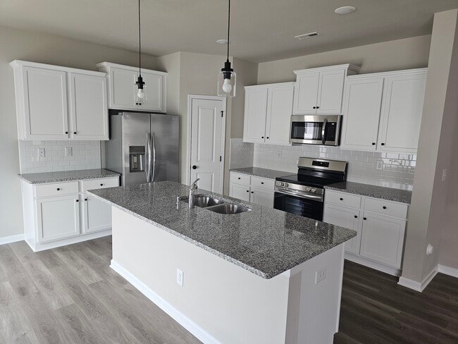 Photo - 4220 Stoneygreen Ln