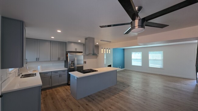 Photo - 6418 Garber Ave