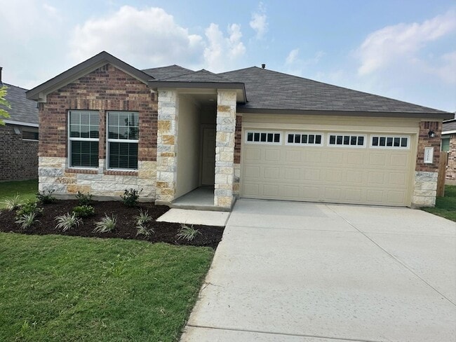 Building Photo - 121 Seminole Dr Rental