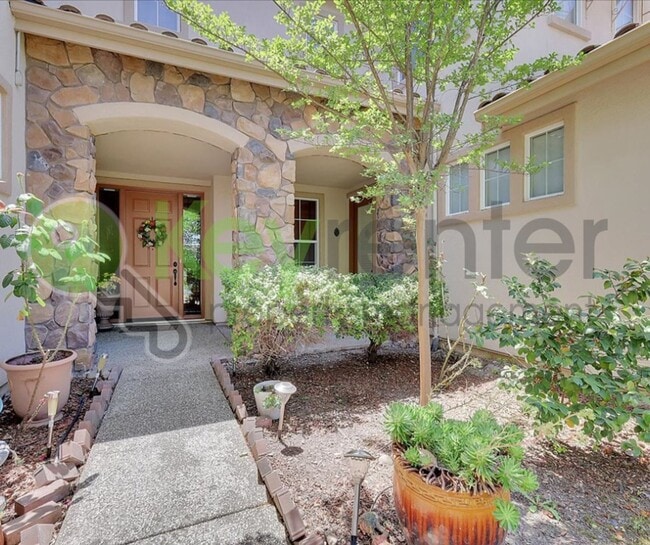 Photo - 208 Otter Glen Ct House