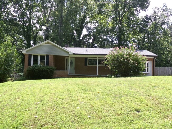 This one has been remodelled inside and out! - This one has been remodelled inside and out! Casa