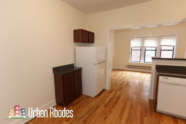 Photo - 3829 N Fremont St Unit M09B