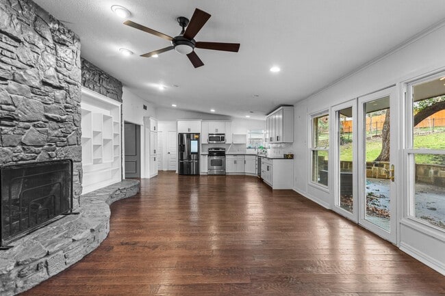 Photo - 6333 Halifax Rd