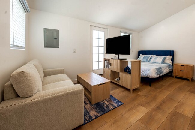 Photo - 3668 5th Ave