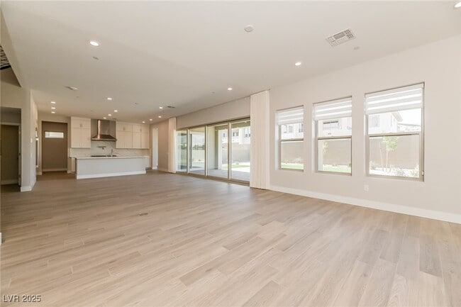 Photo - 5073 Slatestone St