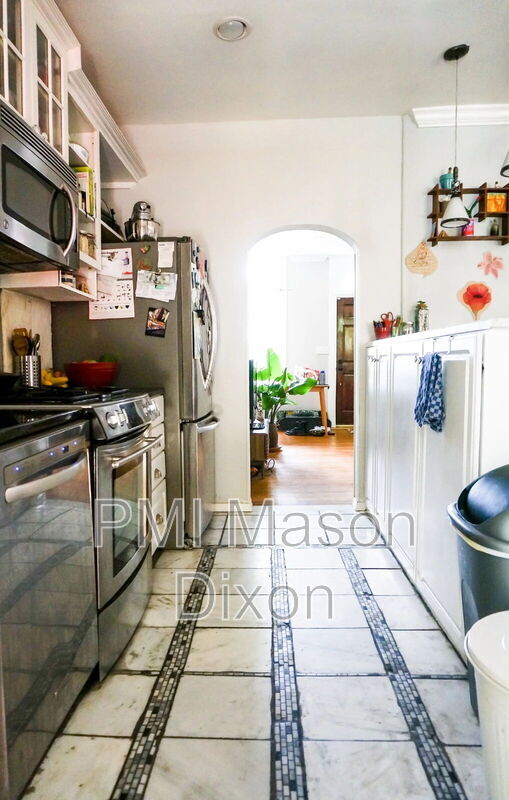 Photo - 2134 Mt Royal Terrace