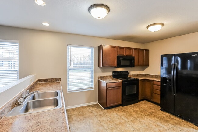 Photo - 2329 Seven Peaks Dr