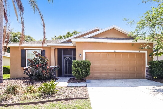 Building Photo - 6353 Twin Bridges Dr Rental