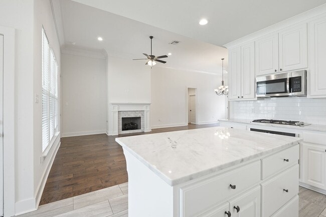 Photo - Beautiful home with high end finishes