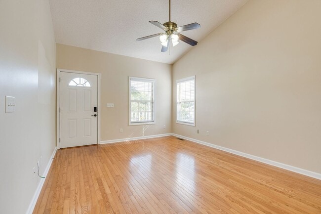 263 Main Street Village Dr