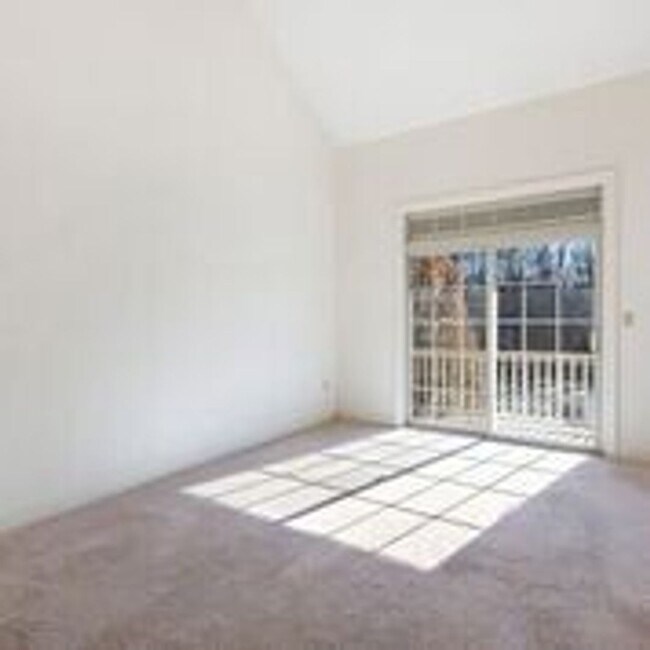 Photo - Millpond at Franklin Lakes