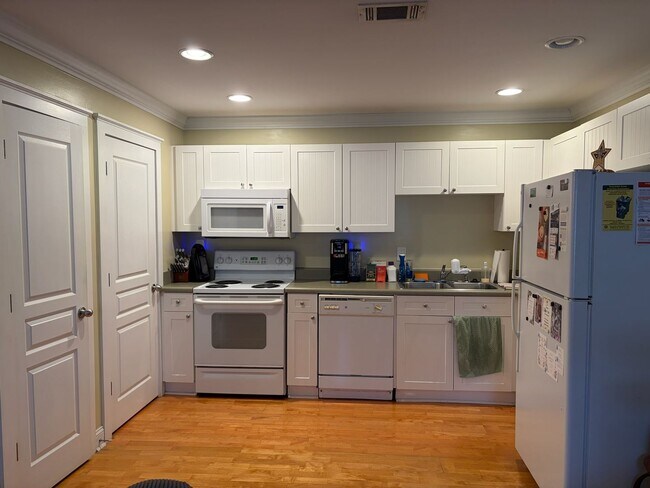 Photo - Well-Located Single-Family Home Near UGA