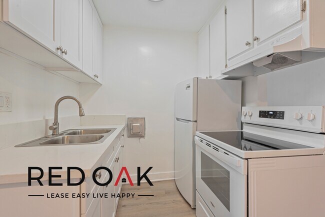 Photo - ~$300 OFF Each Month~ Delightful One Bedro... Unit 3