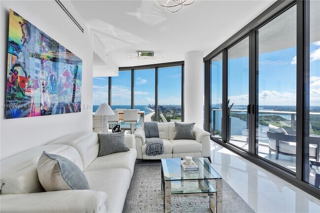 Photo - 15701 Collins Ave Unidad 3605