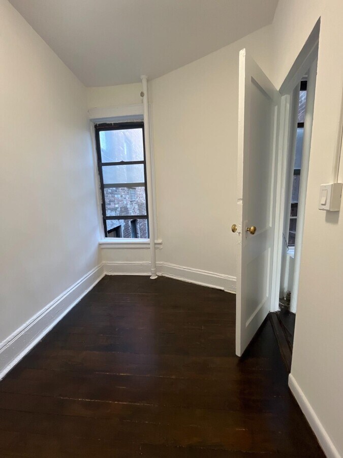 Photo - 1427 York Ave Unidad 2E