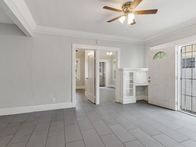 Photo - 736 Olive Ave Unidad 752