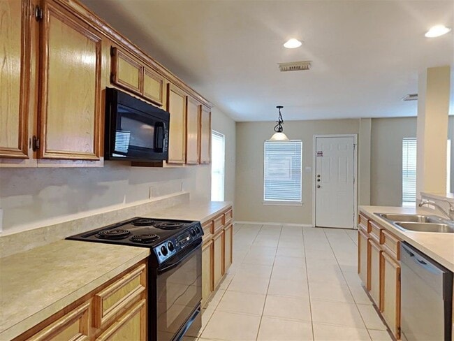 Photo - 2718 Eros Ln