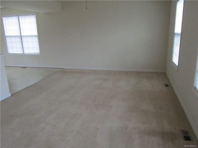 Photo - Beautiful West End 2-Story 4 Bedroom Colonial Home