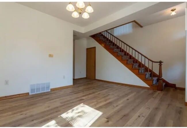 Building Photo - 945 Spruce St