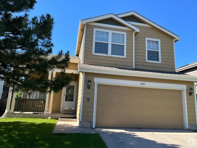 Building Photo - 3 bed 2.5 bath house beside Bear Creek Par...