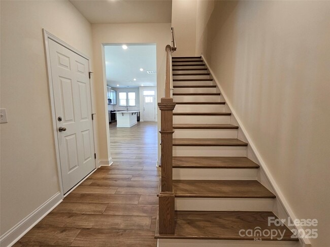 Photo - 1027 S Point Rd Townhome
