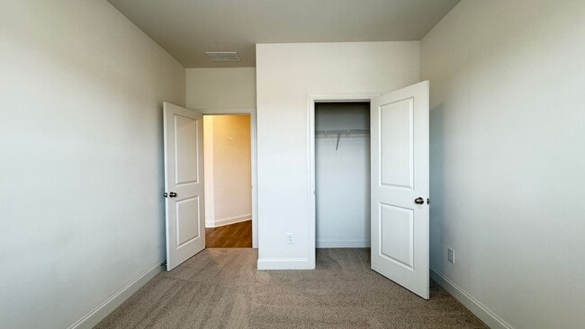 Photo - 227 Nash St