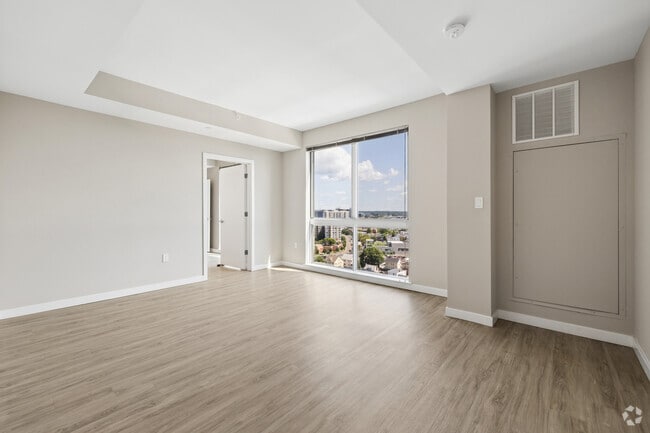 2BR, 2BA - 1,469SF - Primary Bedroom - Anthem @ Harbor Point