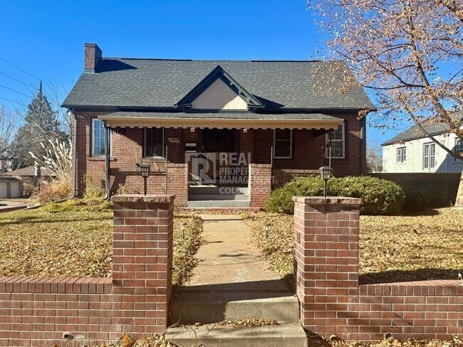 Building Photo - 1305 Bellaire St