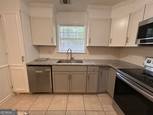 Photo - 5 Indianola Dr