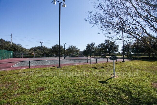 Photo - 4802 51st St W Unidad 306