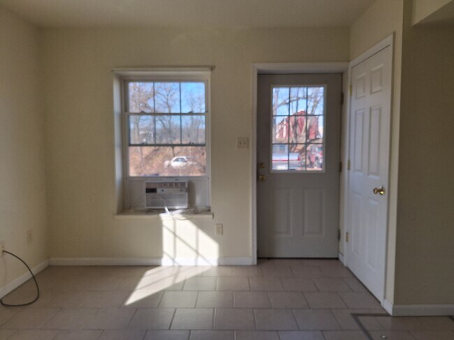 Photo - 354 Buchanan Trl Unit 4 Studio