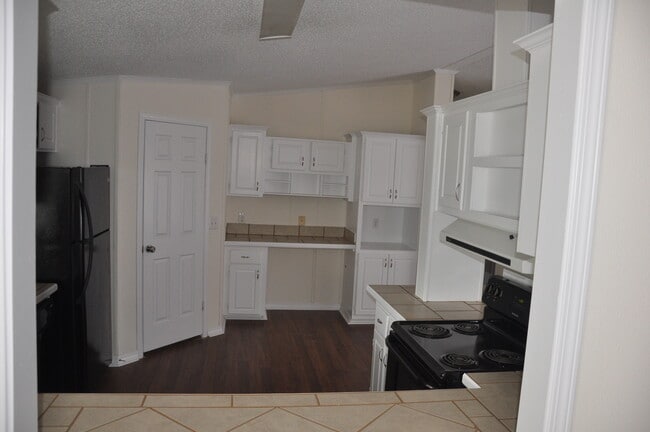 Photo - 14939 Angela Dr