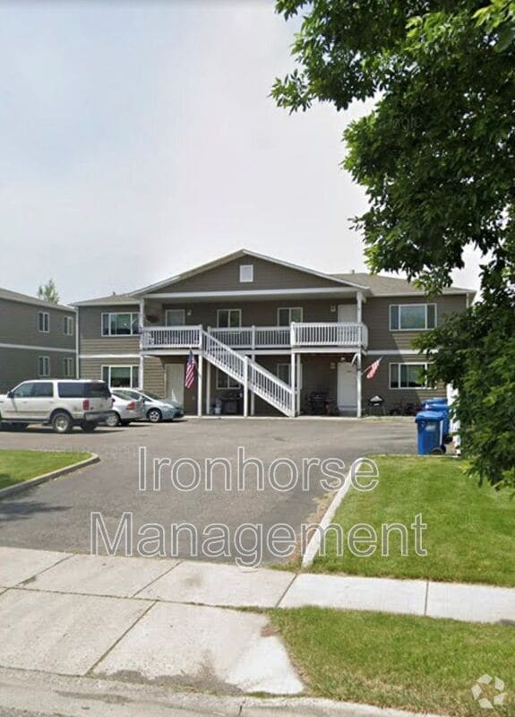 Building Photo - 9 Michael Grove Ave Unit 9 Michael Rental